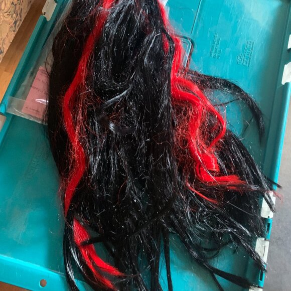 HALLOWEEN - NEW Wig Childrens Witch Wig Black & Red, long, straight, youth - Picture 6 of 7